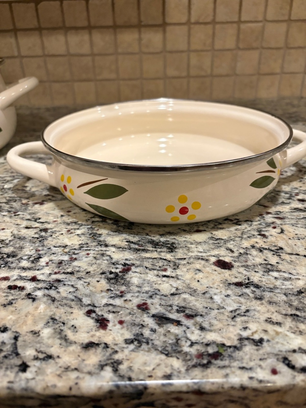 Vintage Temptations by Tara 5 piece Enamel Cookware set - Picture 7 of 16
